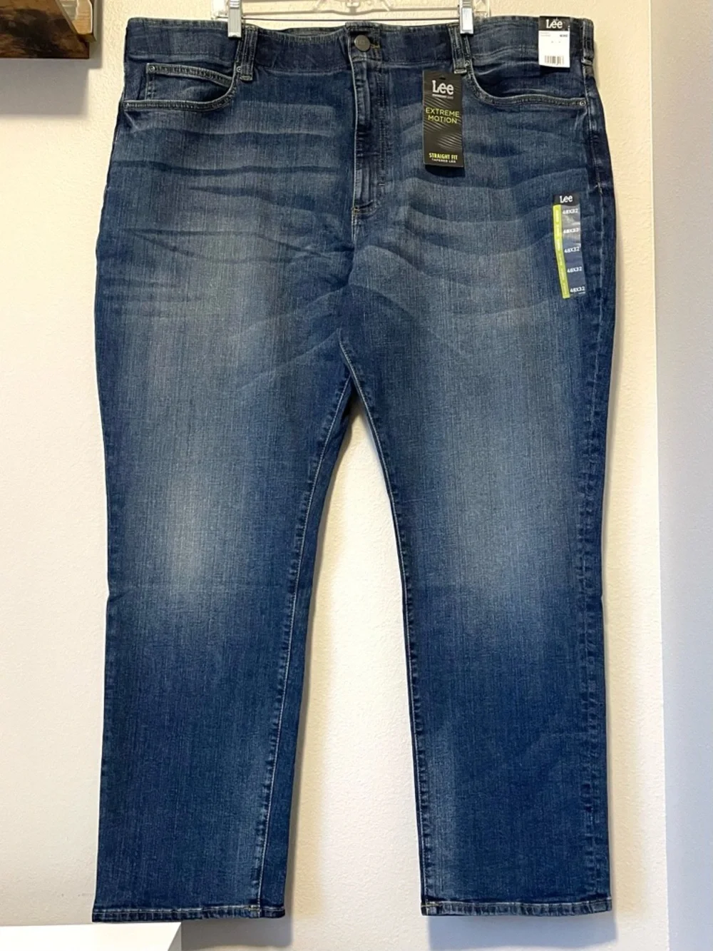 NWT Lee Extreme Motion Jeans - Maddox Tapered Leg & Straight Fit - Size 48 | 32